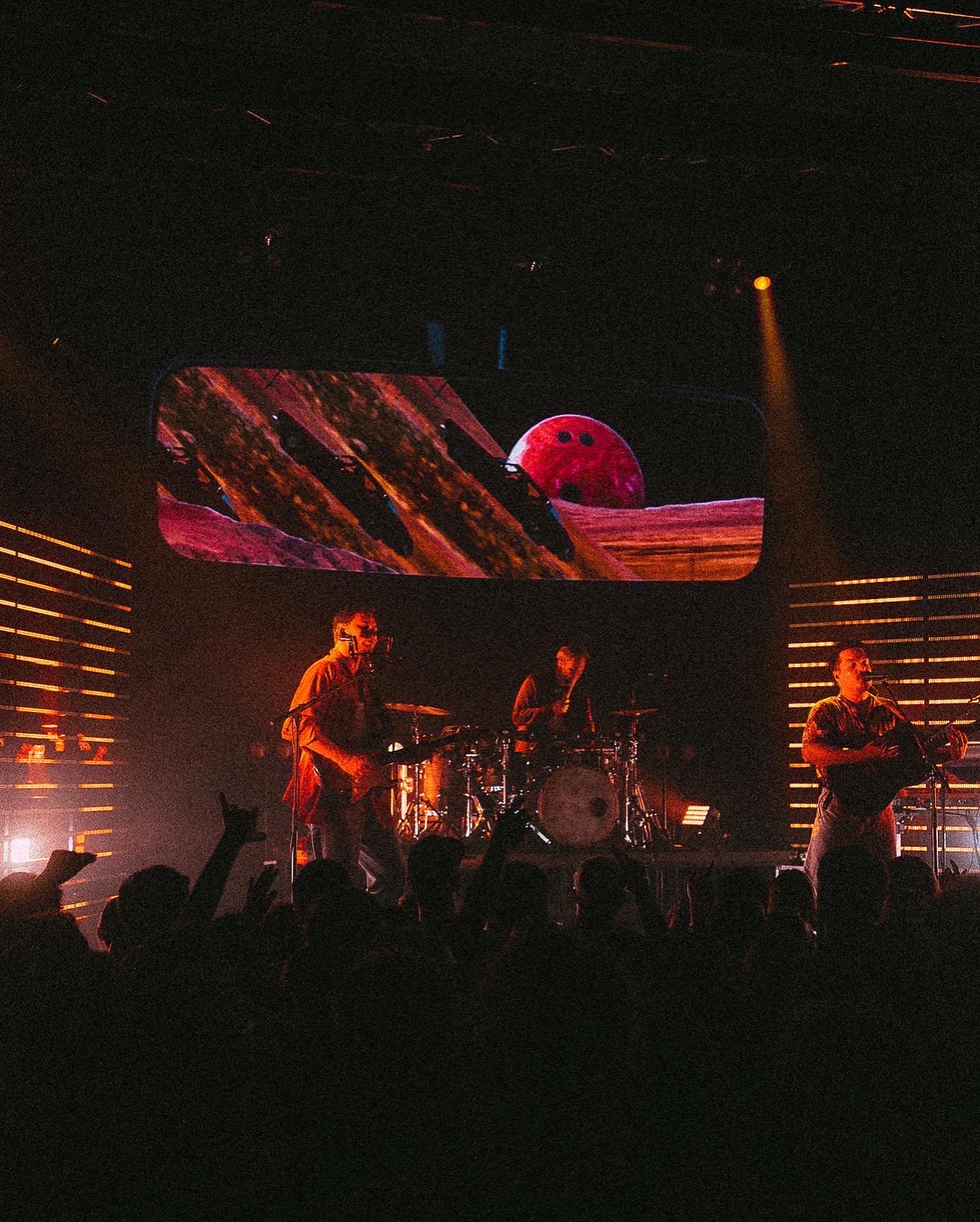 RØVARDOTTER milky chance